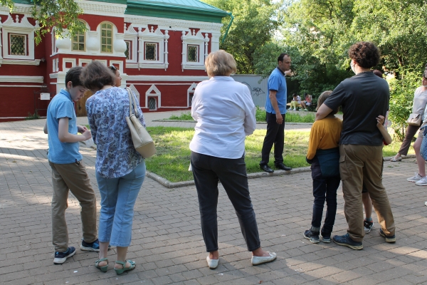 В Калуге начались бесплатные общегородские экскурсии в рамках президентского гранта Тайны Старой Калуги