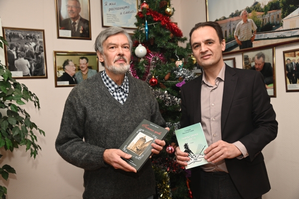 Победители конкурса живых историй калужан получили подарки Тайны Старой Калуги